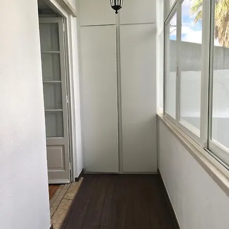 Apt. With Patio In Belem Lisboa